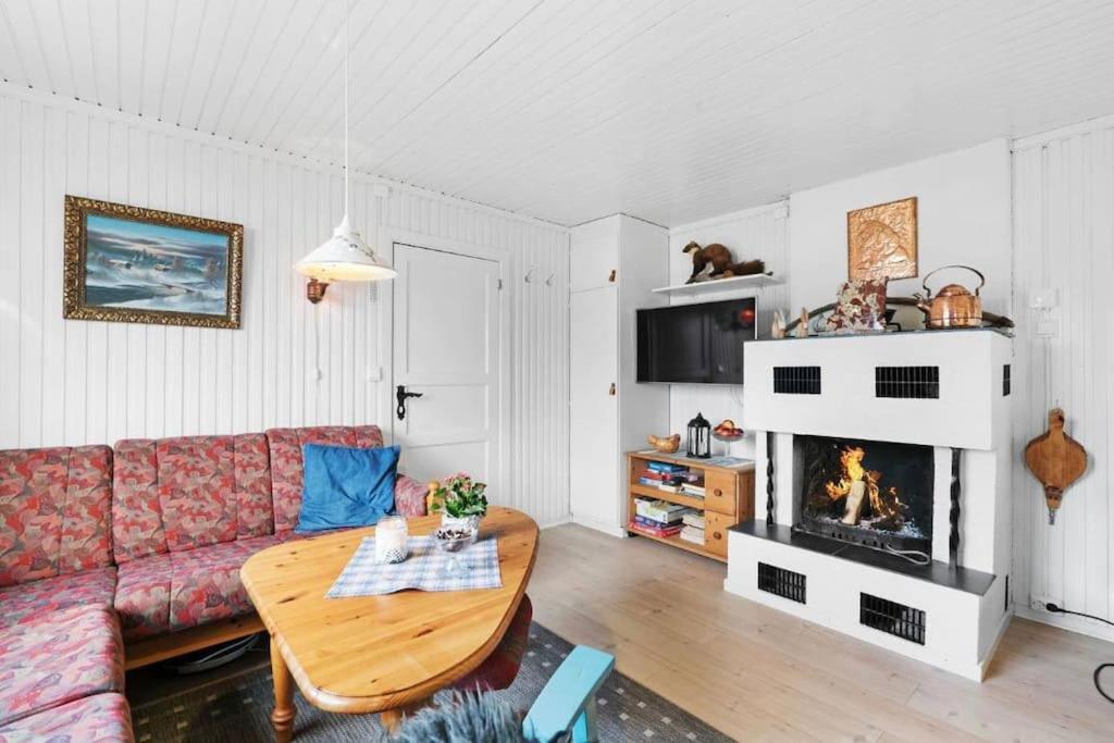 Cozy Cabin With A Great View Skamdal Exterior photo